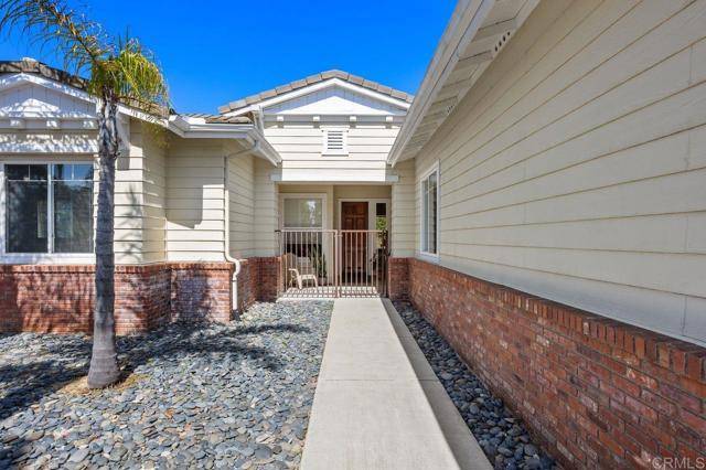Encinitas, CA 92024,435 Sandalwood CT