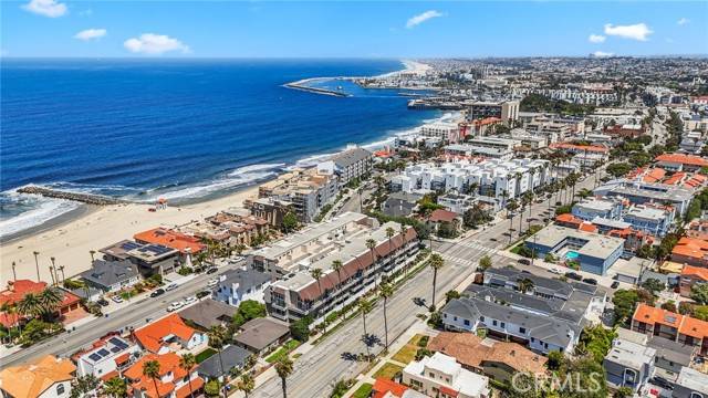 Redondo Beach, CA 90277,700 Esplanade 9