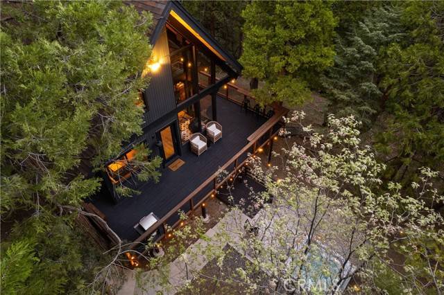 Lake Arrowhead, CA 92352,607 Old Toll RD