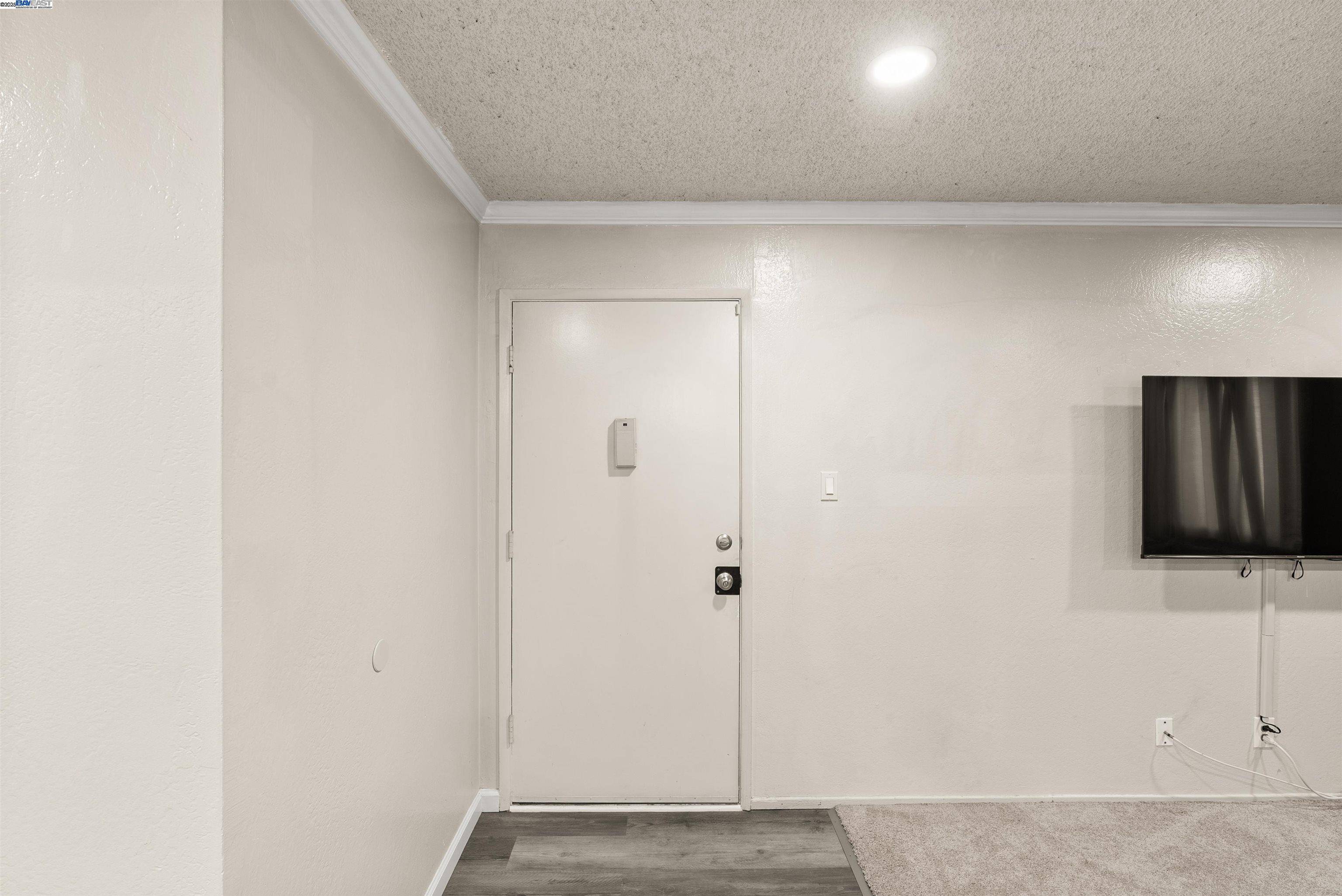 Vallejo, CA 94589-3500,355 Parkview Terrace B9