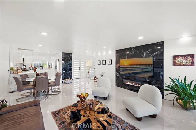 Laguna Hills, CA 92653,23421 Caminito Telmo