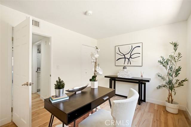 Van Nuys, CA 91405,14803 Vanowen ST 9