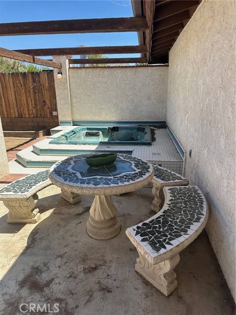 Apple Valley, CA 92307,16485 Wintun RD