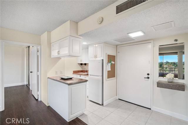 Laguna Woods, CA 92637,24055 Paseo Del Lago 1206