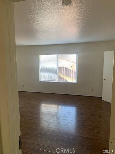 La Verne, CA 91750,3452 Town Center DR