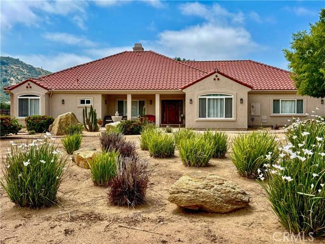 Fallbrook, CA 92028,10204 Mount Olympus Valley RD