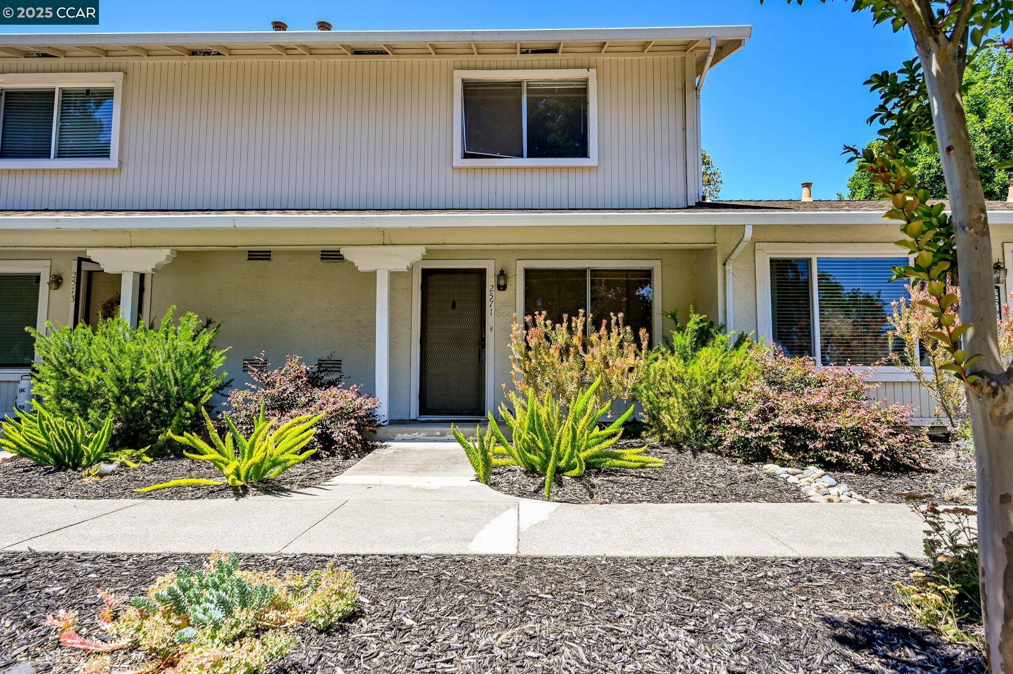 San Ramon, CA 94583-1860,2571 Twin Creeks Dr