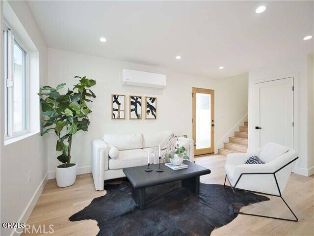 West Hills, CA 91307,7219 Fallbrook AVE