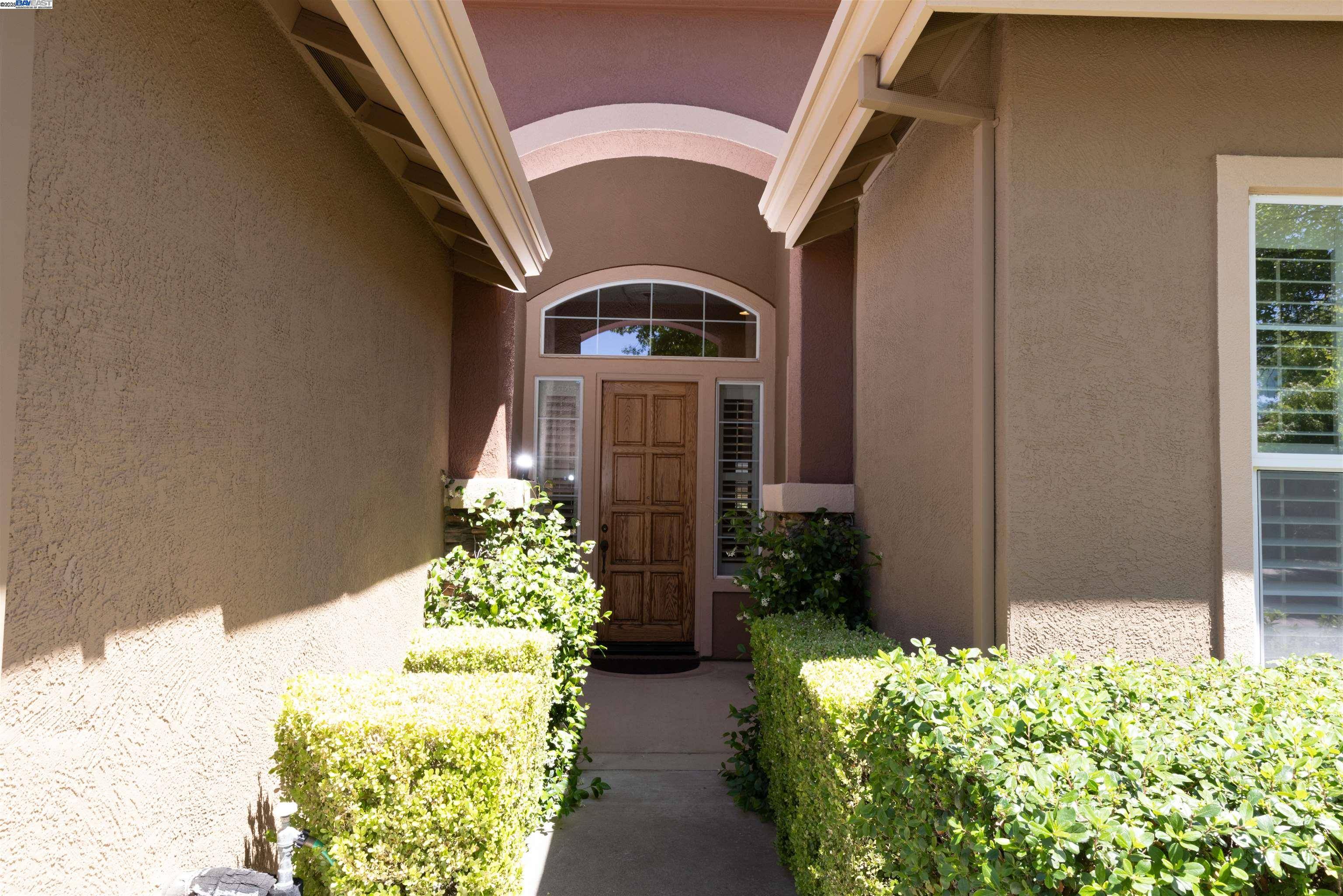 Sacramento, CA 95835,5090 Archcrest WAY