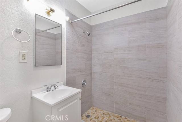 Long Beach, CA 90805,5910 Brayton AVE