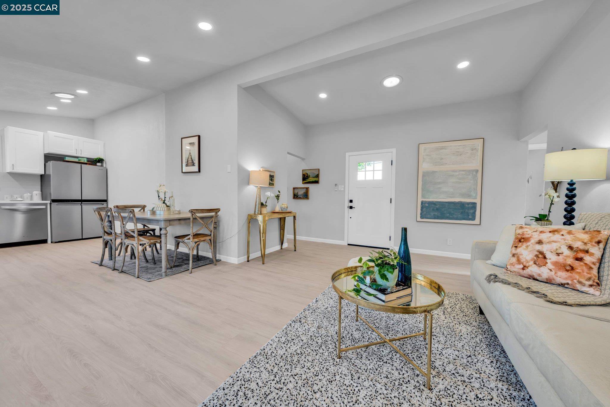 San Rafael, CA 94903,803 Hacienda WAY