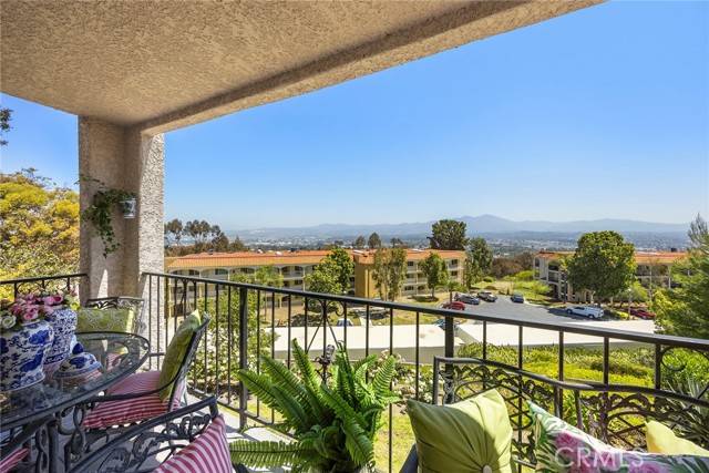 Laguna Woods, CA 92637,4007 Calle Sonora Oeste 1A