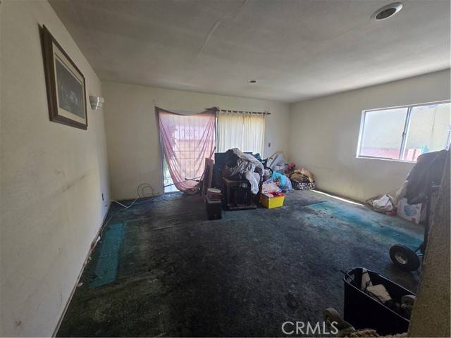 Los Angeles, CA 90043,5738 S Mullen AVE