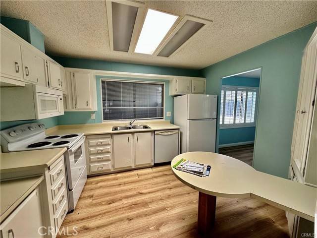 San Jacinto, CA 92583,2230 Lake Park DR 223