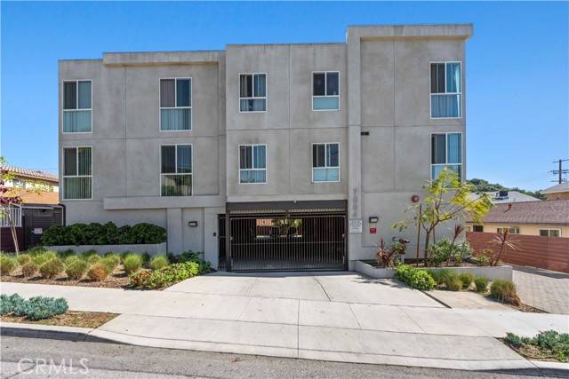 Tujunga, CA 91042,7064 Greeley St 103