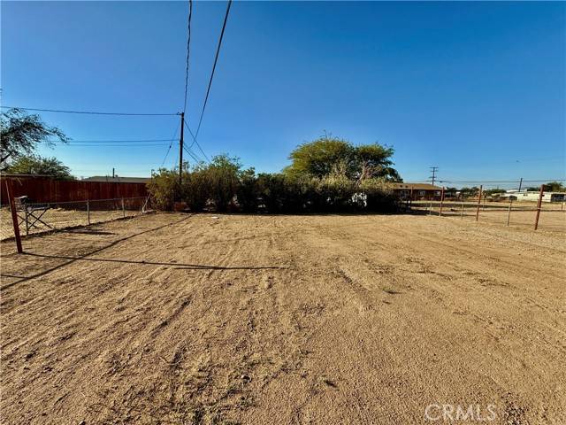 Adelanto, CA 92301,11874 Yates AVE