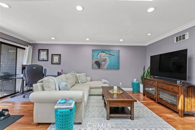 Corona Del Mar, CA 92625,317 Dahlia PL