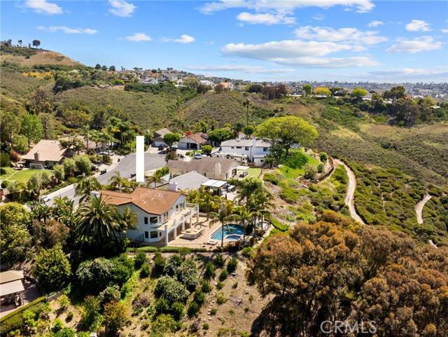 San Clemente, CA 92673,1110 Novilunio
