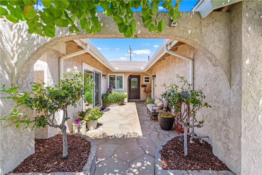 Garden Grove, CA 92845,12172 Manley St