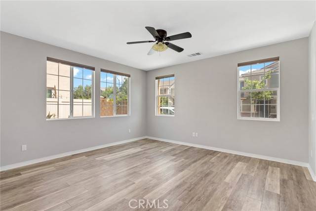 Saugus, CA 91350,22069 Windham WAY