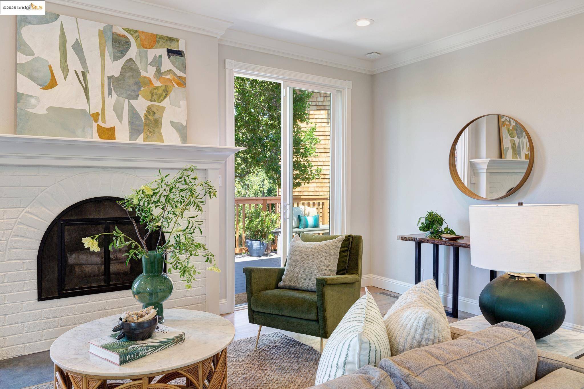 Piedmont, CA 94602,2 Cavendish Ln