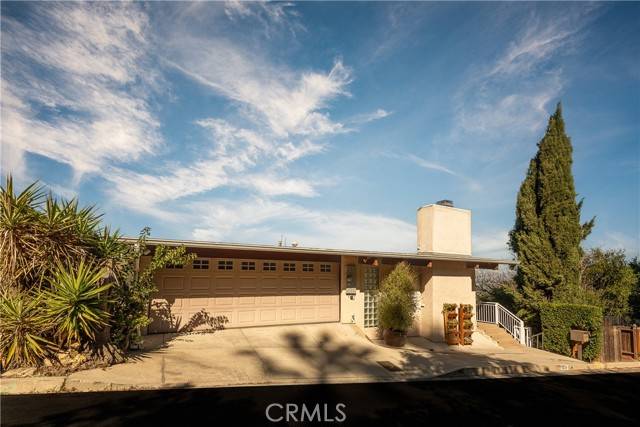 Sherman Oaks, CA 91423,3721 Glenridge DR