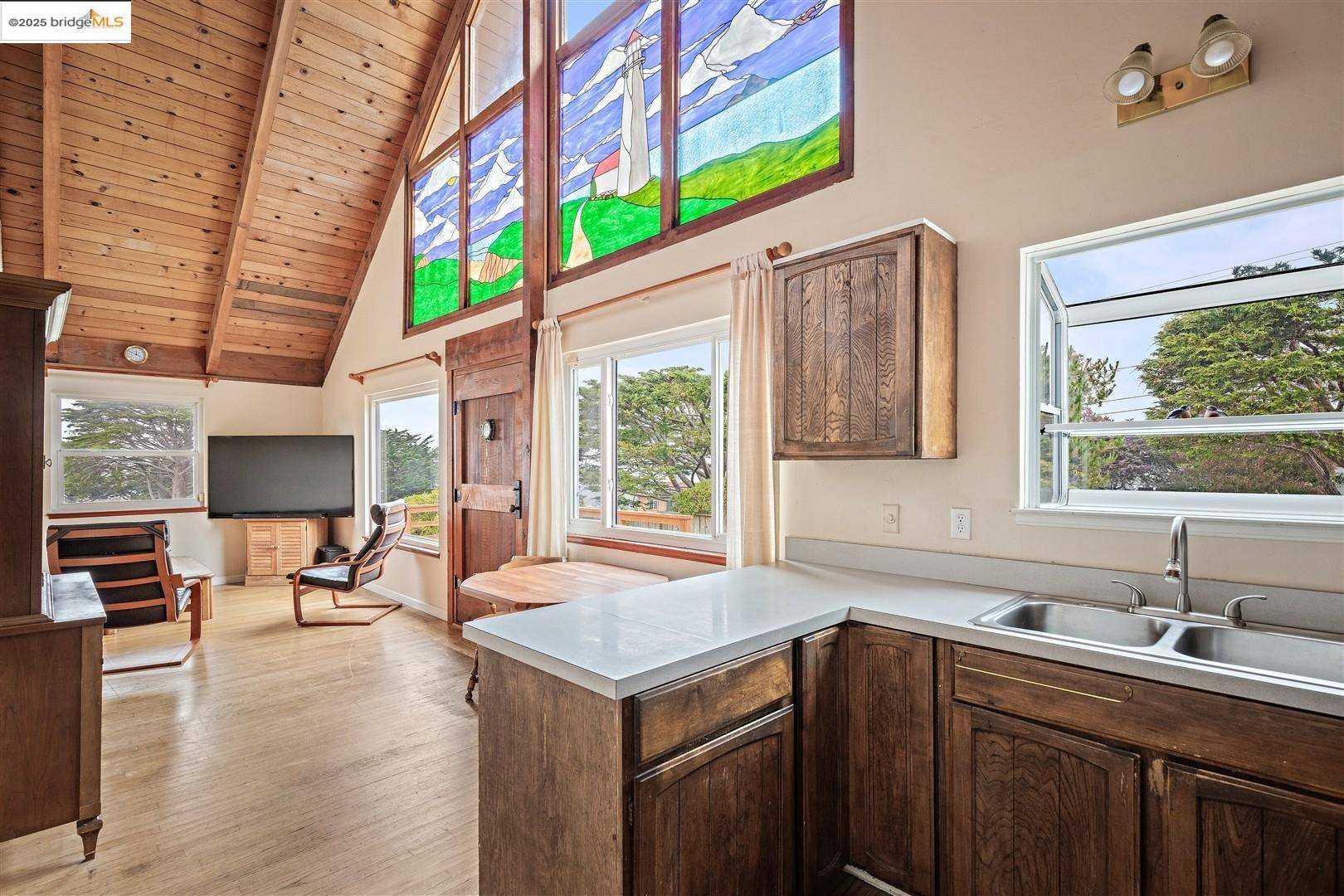 Montara, CA 94037,1400 Audubon AVE