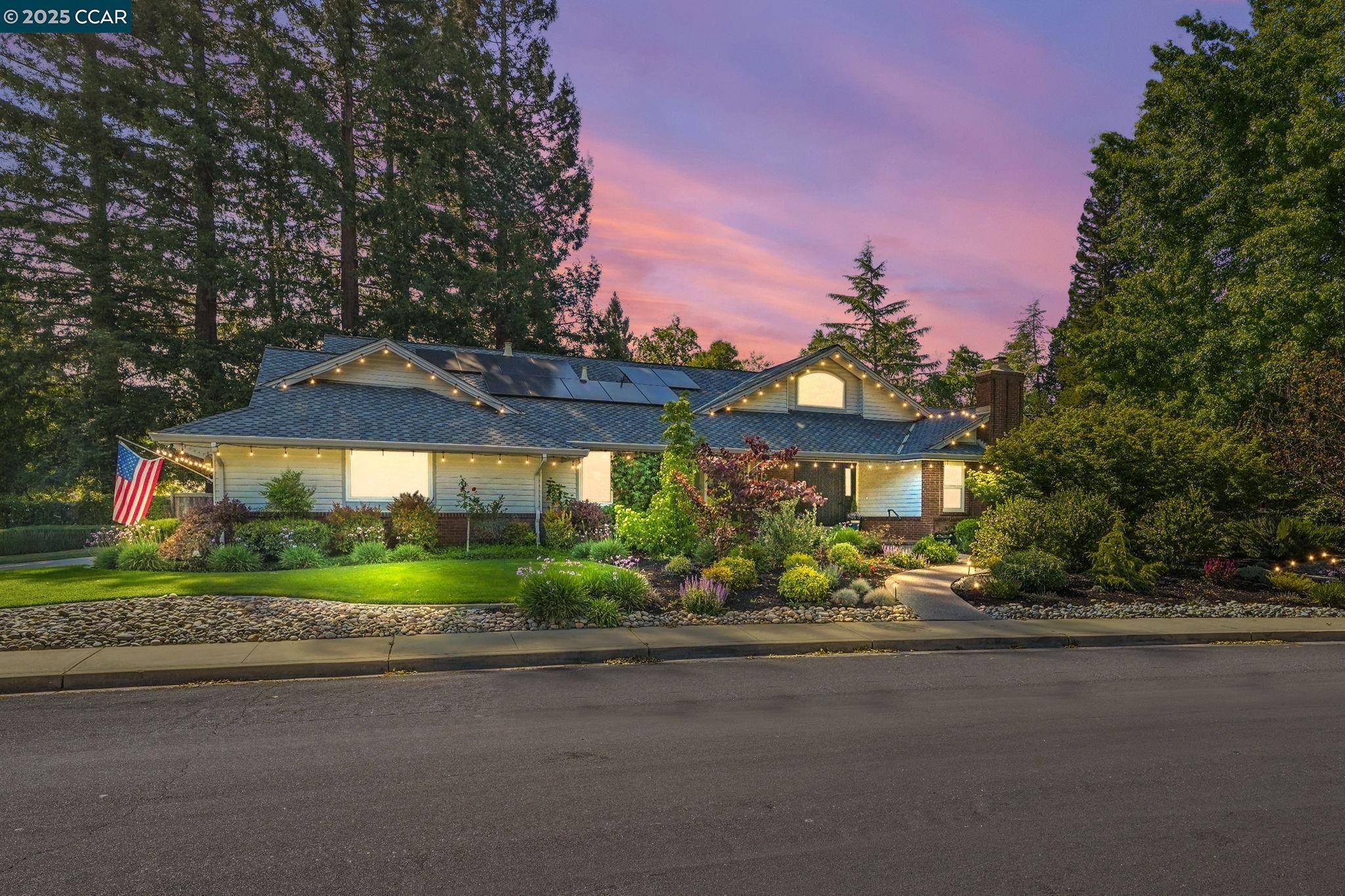 Alamo, CA 94507,235 Saint Paul Dr