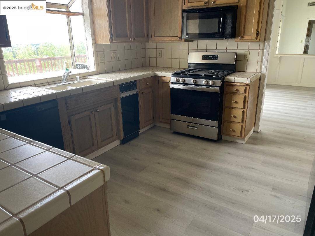 Antioch, CA 94509,3412 Tabora Dr