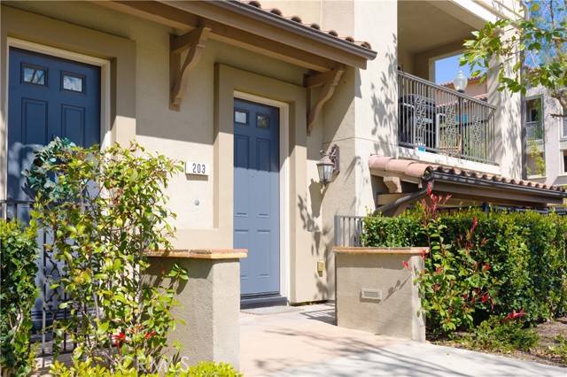 Irvine, CA 92618,203 Native SPG