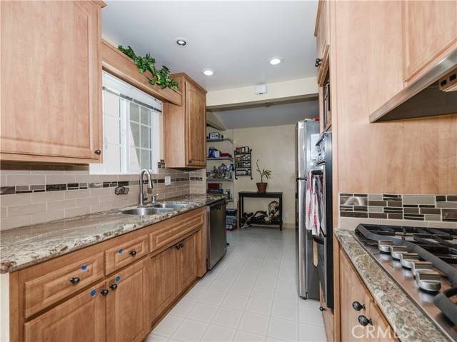 North Hills, CA 91343,10022 Gothic AVE