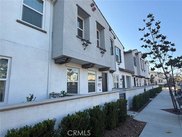 Eastvale, CA 92880,14527 Sienna PL