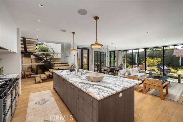 Newport Beach, CA 92663,207 Via Eboli