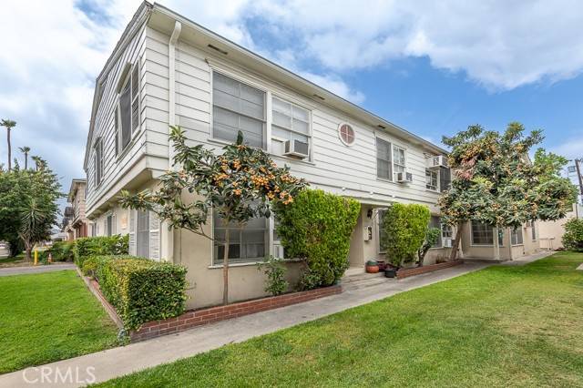 Valley Village, CA 91607,5319 Whitsett AVE