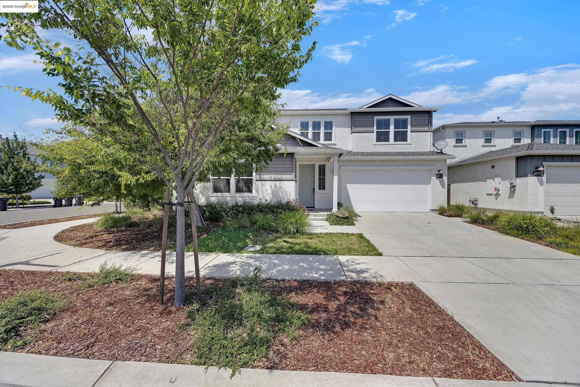 Lathrop, CA 95330-8433,18499 Lewiston Dr