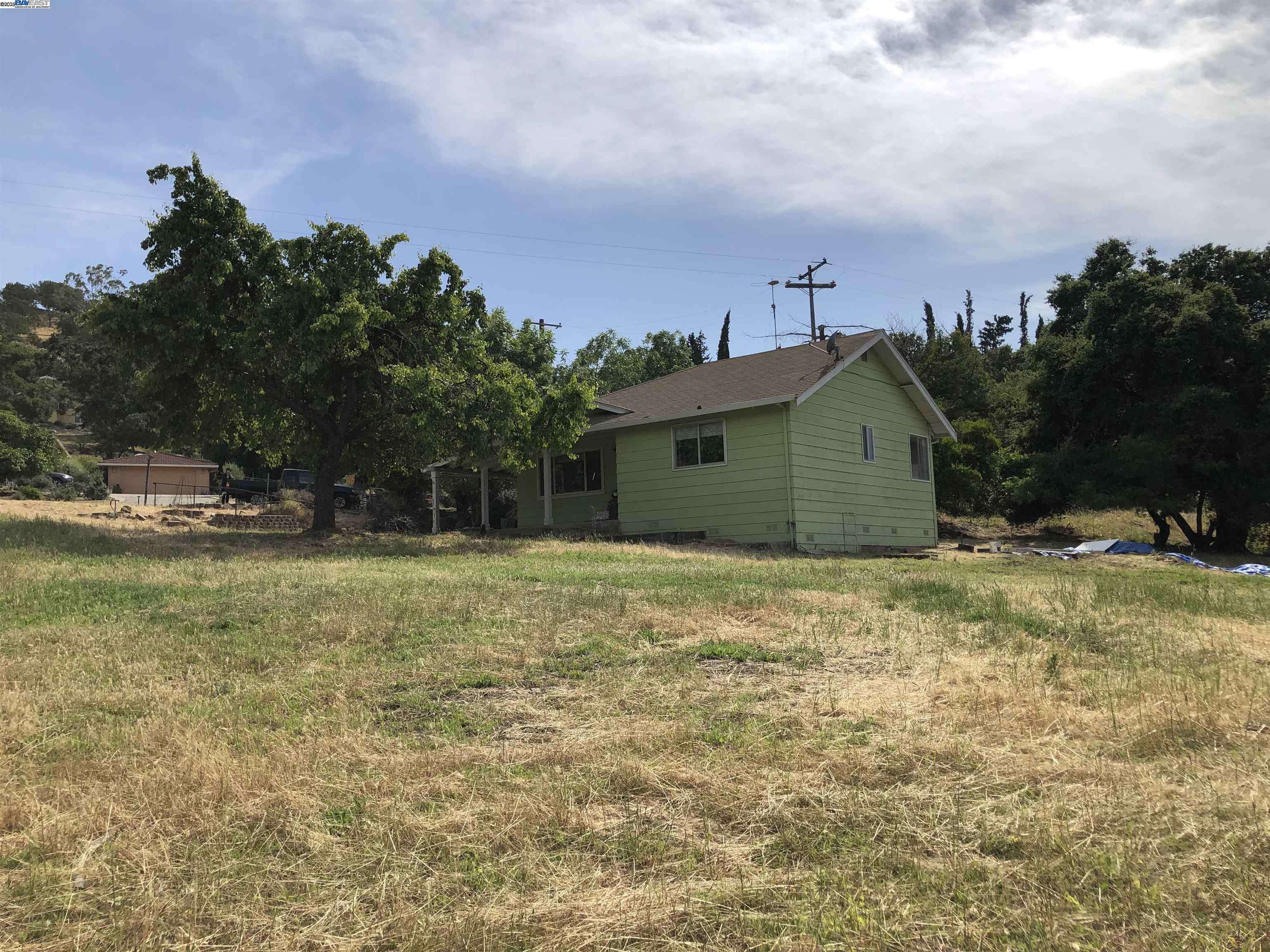 Walnut Creek, CA 94598,419 Las Lomas WAY