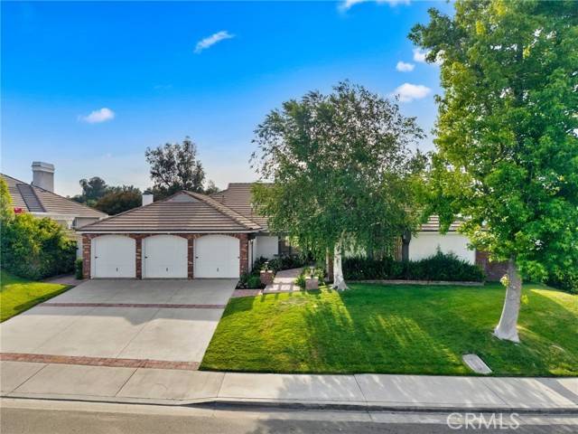 Valencia, CA 91355,26065 Charing Cross RD