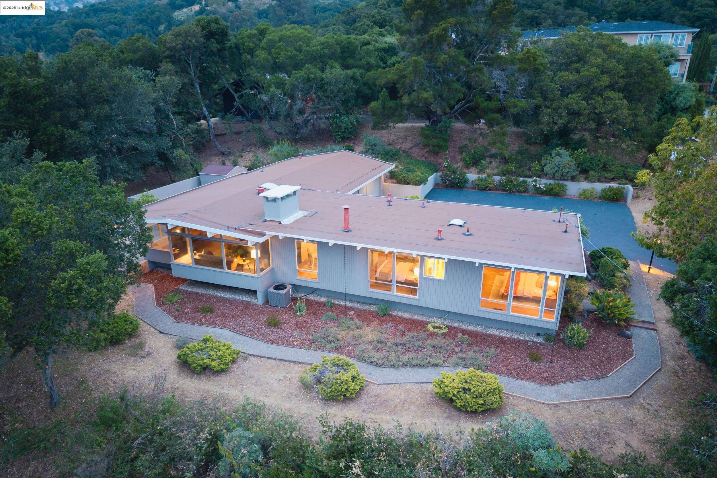 Oakland, CA 94605,4500 Mountain View Ave