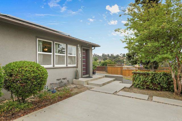 La Mesa, CA 91942,5441 Pennsylvania ln
