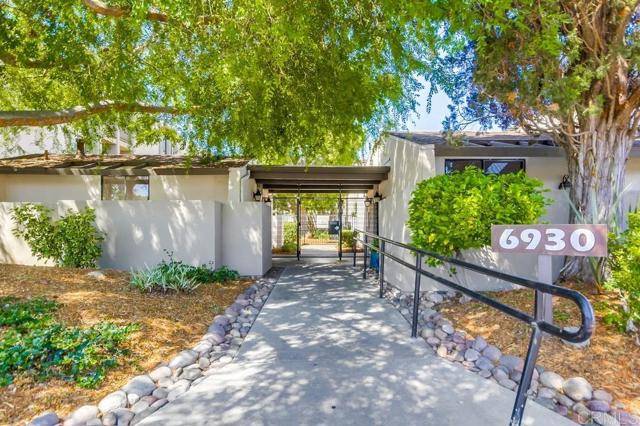 San Diego, CA 92119,6930 Hyde Park DR 218