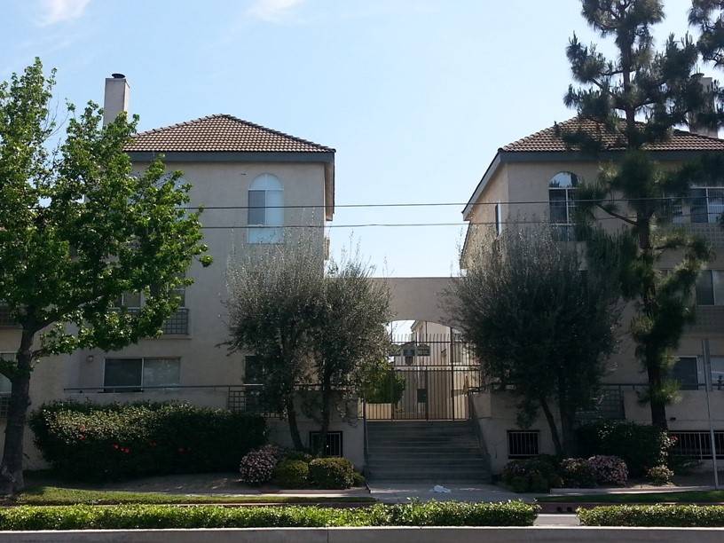 Paramount, CA 90723,15000 Downey AVE 273