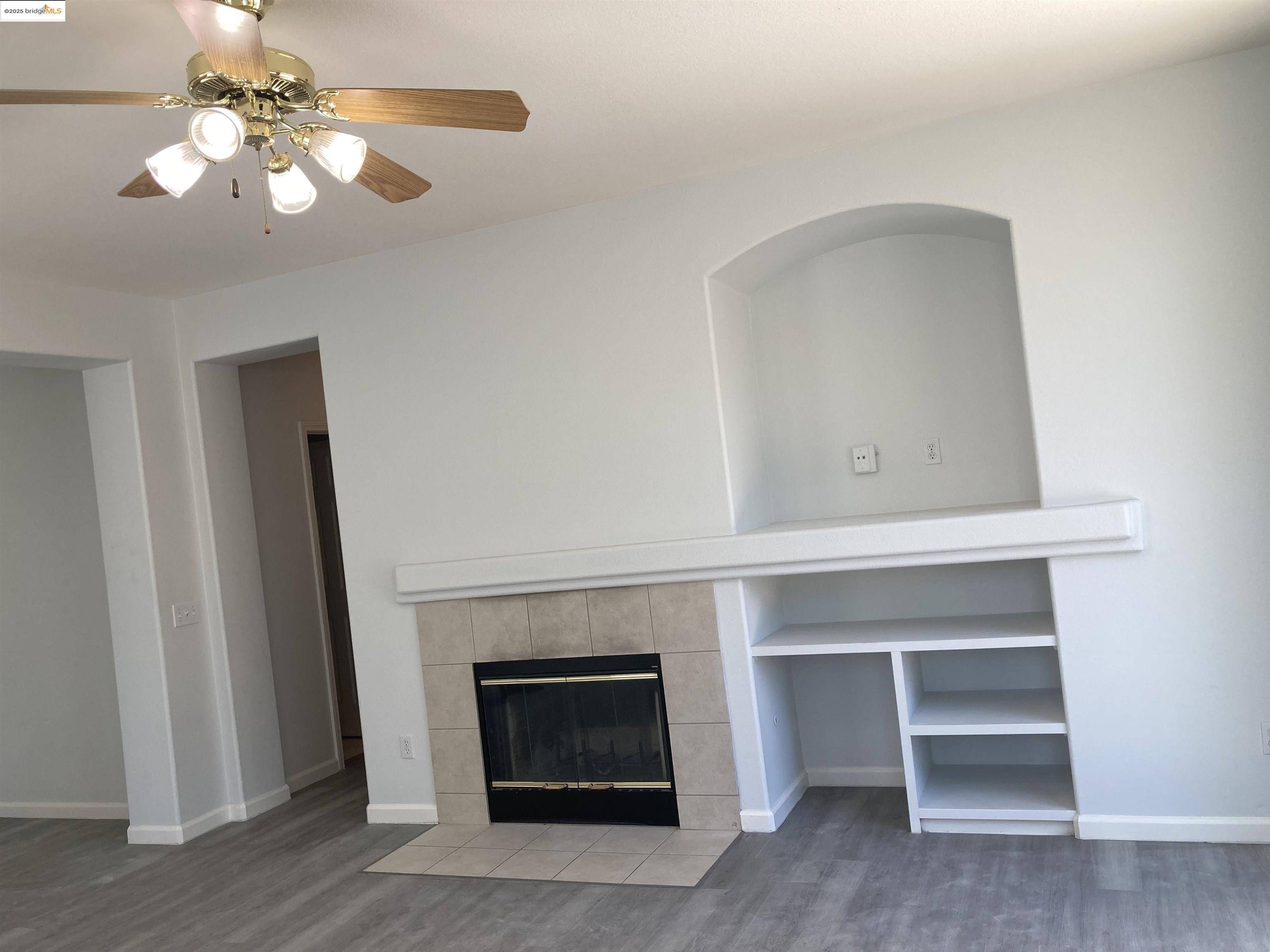 Stockton, CA 95219-9999,10448 almanor CIR