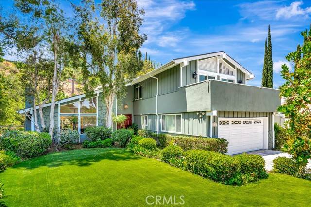 Woodland Hills, CA 91364,22668 Flamingo ST