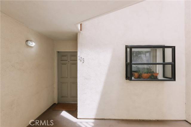 Long Beach, CA 90804,3516 E Ransom ST 103