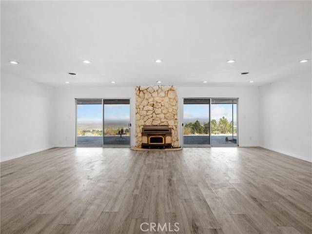 Llano, CA 93544,31611 157th ST