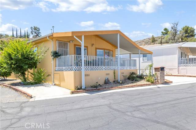 Hemet, CA 92544,44725 E. Florida 132