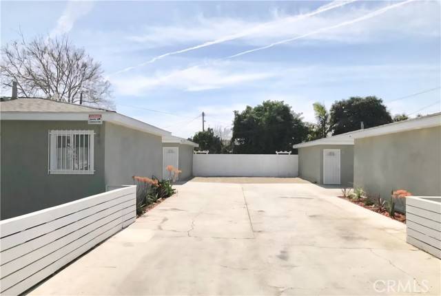 Compton, CA 90222,352 W Peach ST