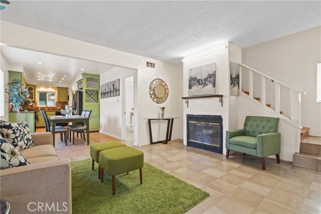 Lawndale, CA 90260,14906 Grevillea AVE