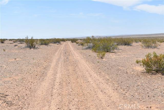 North Edwards, CA 93523,16000 s/o Joshua BLD