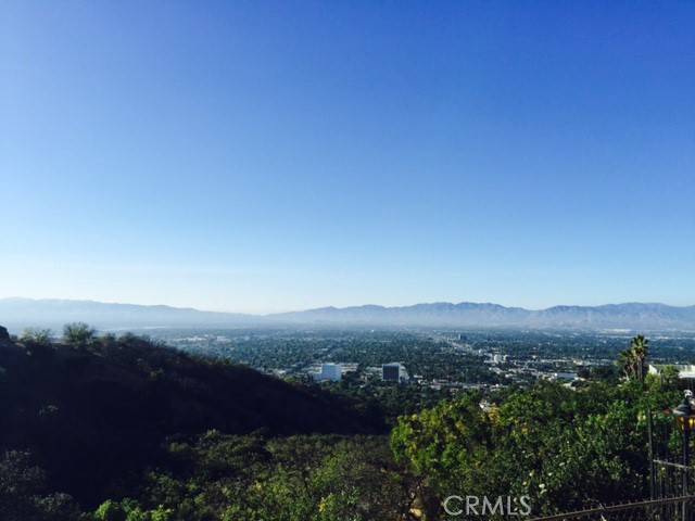 Sherman Oaks, CA 91403,14687 Deervale PL